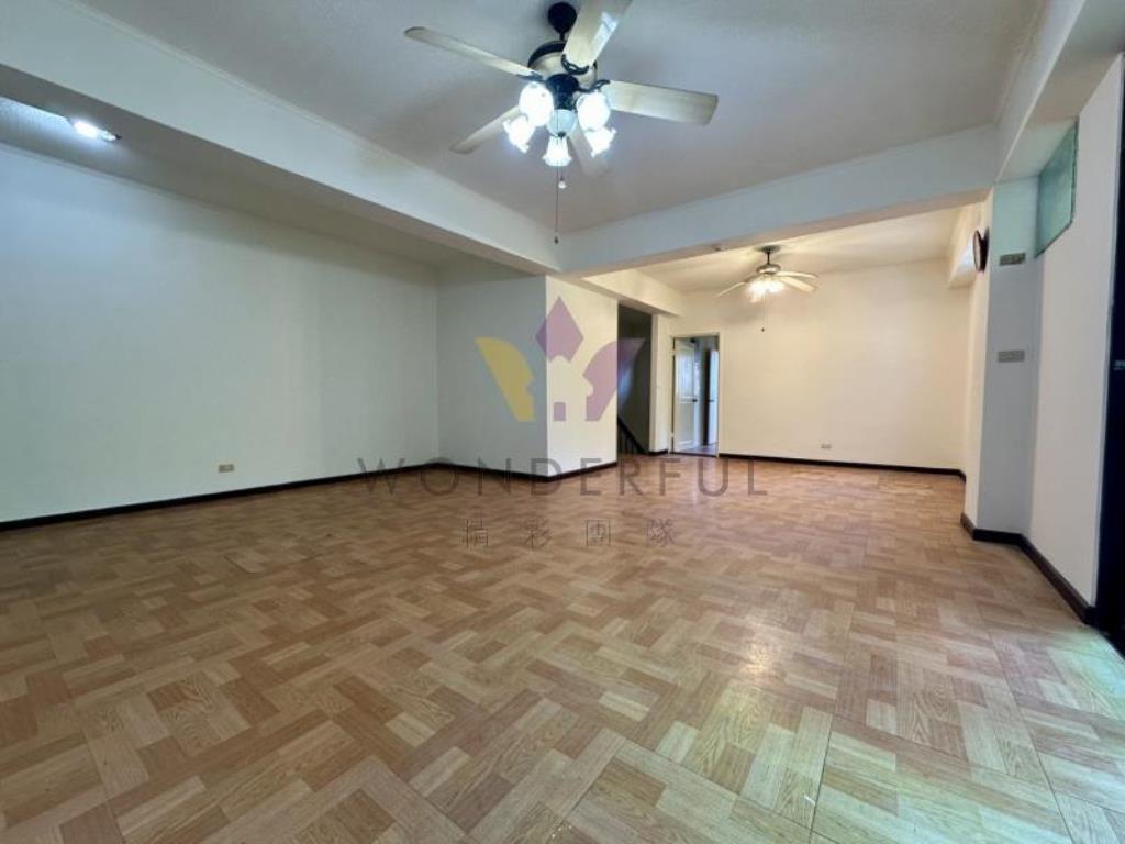 [精彩]陽光山林重疊花園別墅