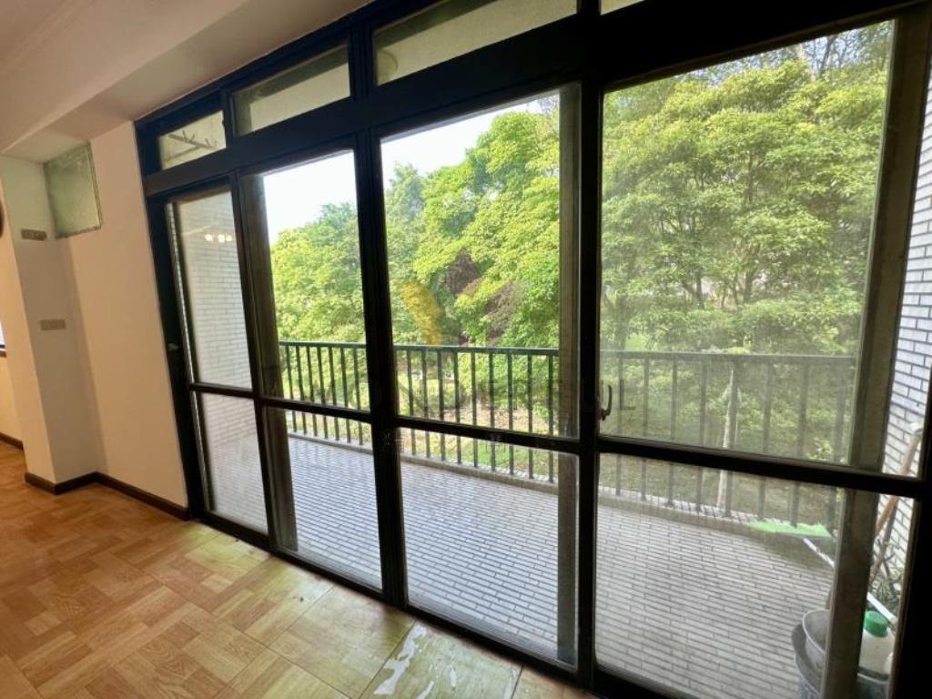 [精彩]陽光山林重疊花園別墅