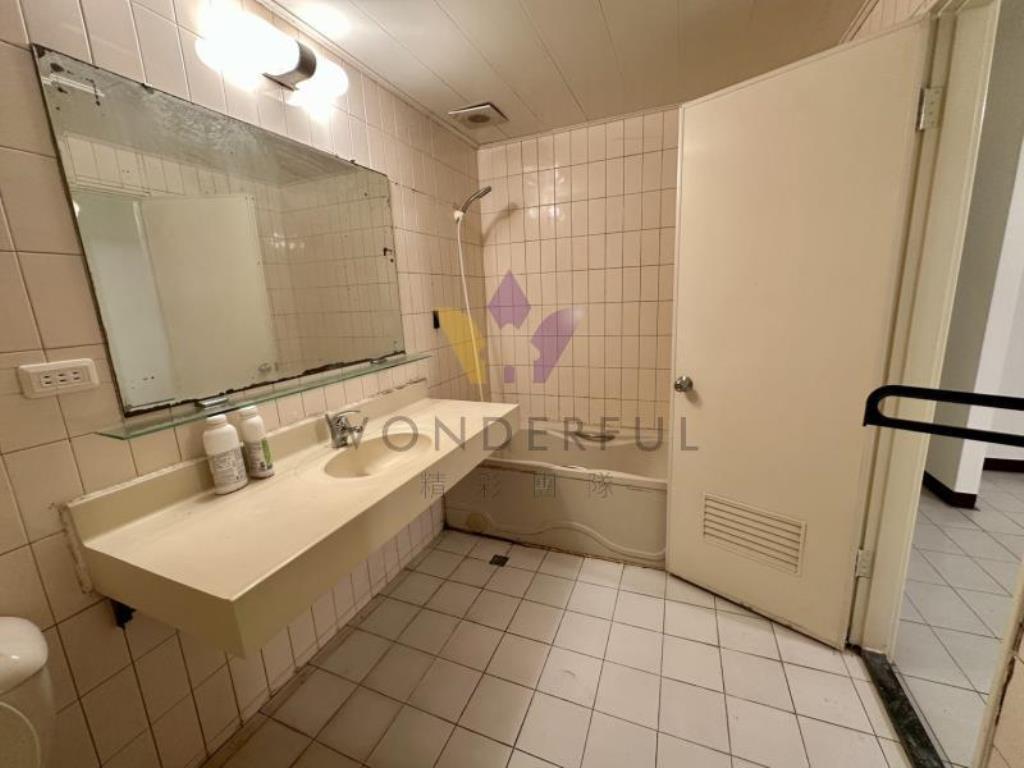 [精彩]陽光山林重疊花園別墅