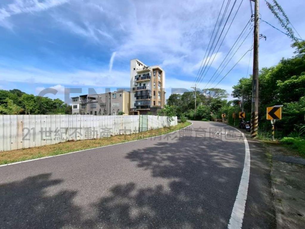 [精彩]正富華街旁小農地