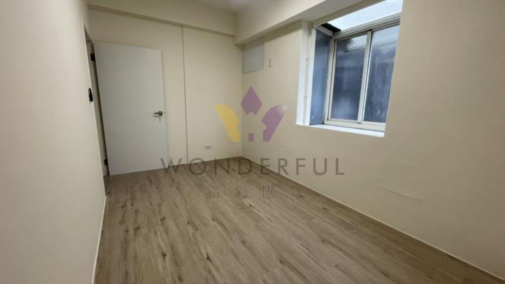 [精彩]中壢家樂福美4房