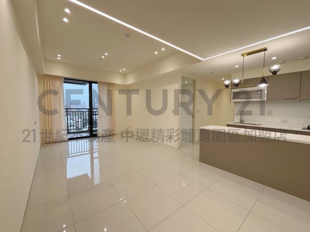 [精彩]小檜溪亞昕一見全新四房車