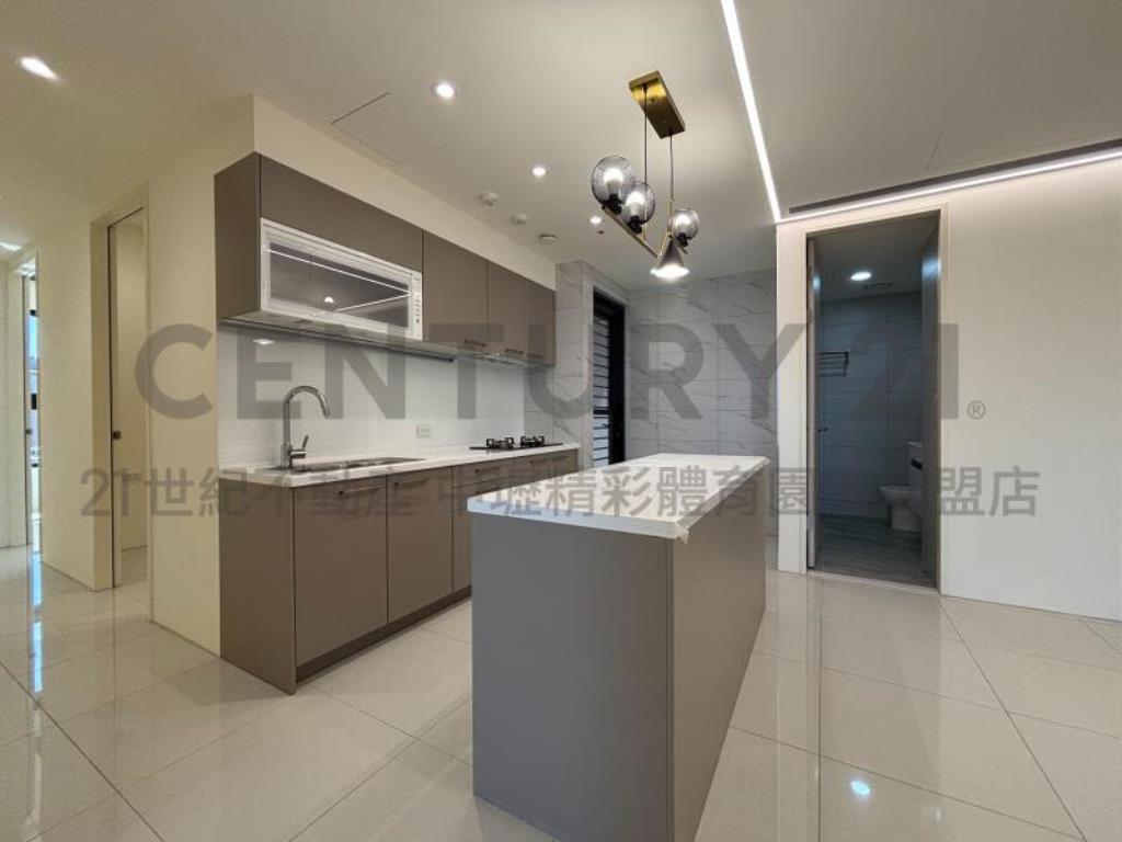 [精彩]小檜溪亞昕一見全新四房車