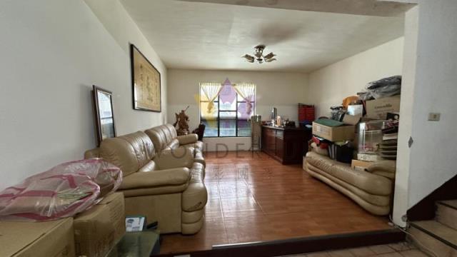 [精彩]中壢後站體育園區前院車庫大透天