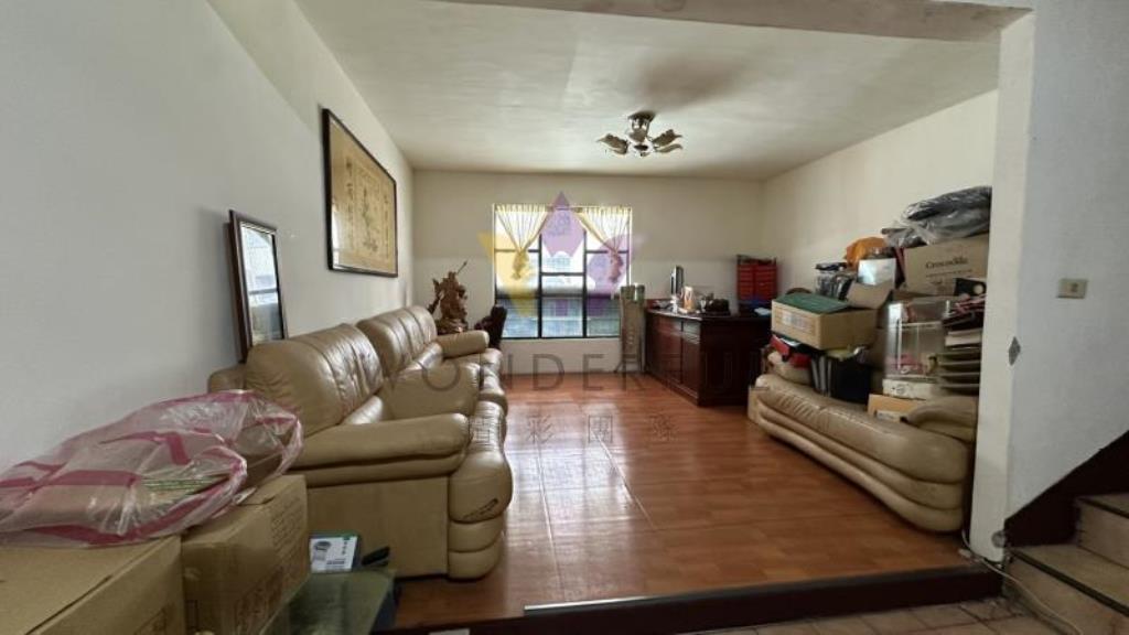 [精彩]中壢後站體育園區前院車庫大透天