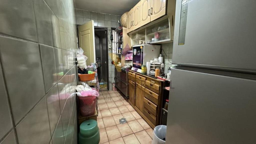 [精彩]中壢後站體育園區前院車庫大透天