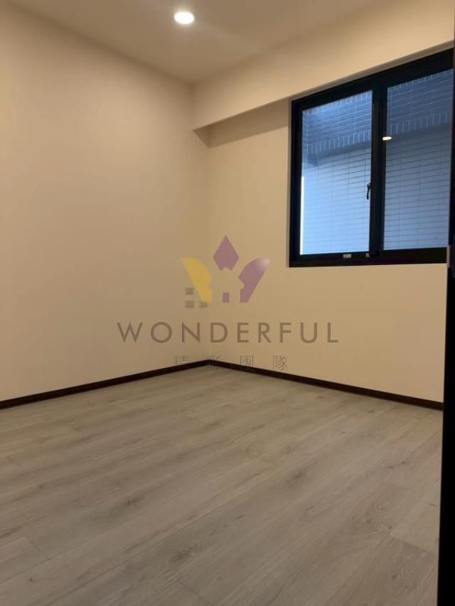 [精彩]大園客運園區薪成家次頂樓兩房平車