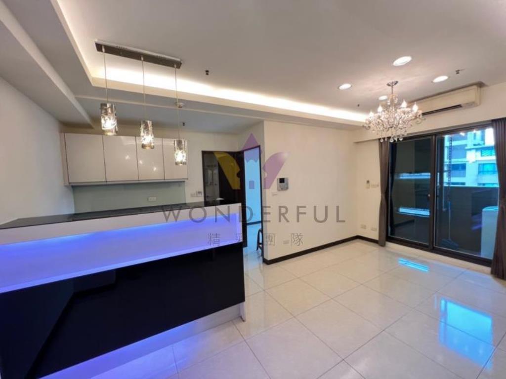 [精彩]冠世界尊爵景觀1+1房