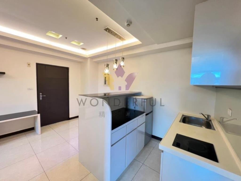 [精彩]冠世界尊爵景觀1+1房