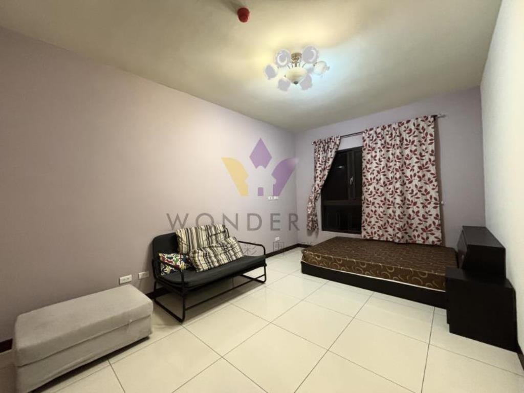 [精彩]中壢車站稀有雙衛兩房車