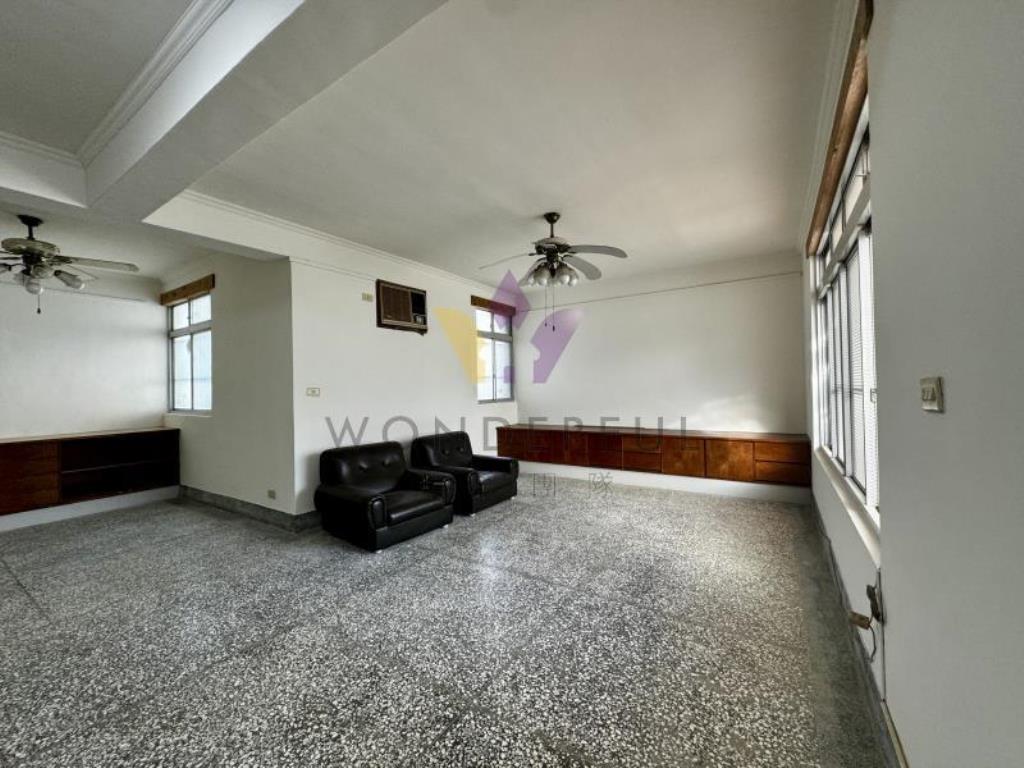 [精彩]龍潭交流道旁大地坪花園洋房