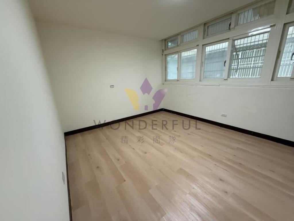 [精彩]平鎮山仔頂家樂福整新透天