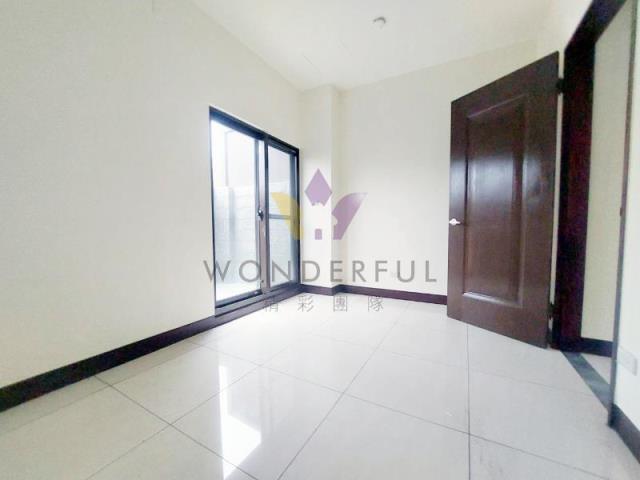 平鎮源邸全新邊間6米大面寬電梯別墅