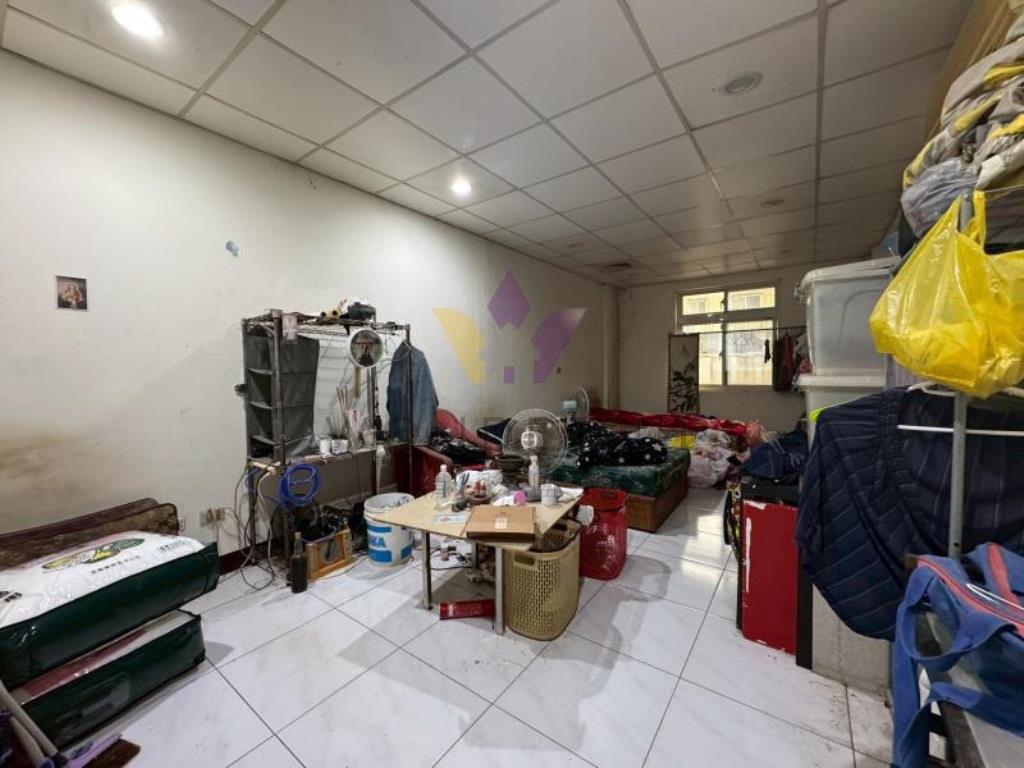 [精彩]中正路邊間透店