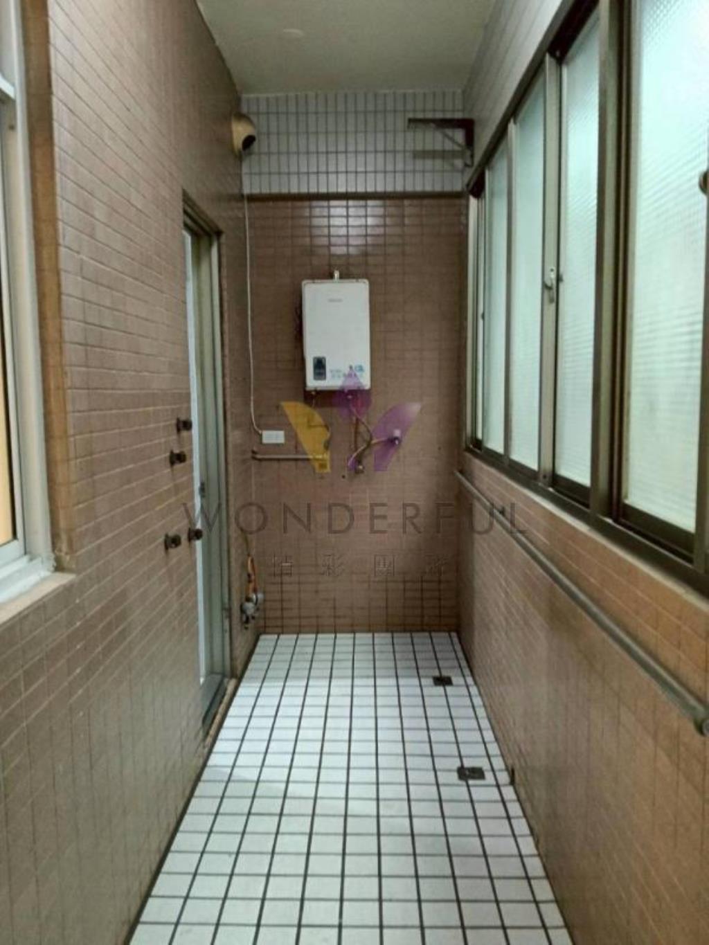 [精彩]龜山文德路美華廈三房車