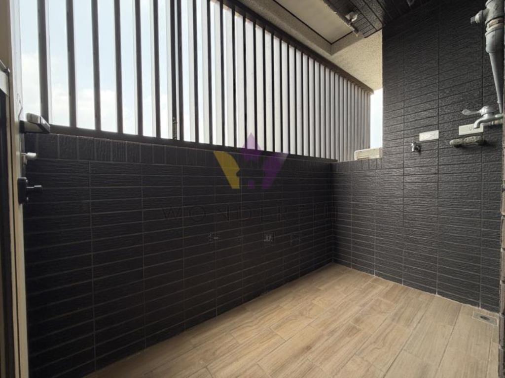 [精彩]草漯全新裝潢兩房車位