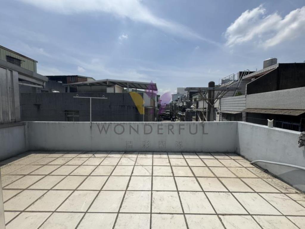 [精彩]平鎮金陵路邊間大面寬透天
