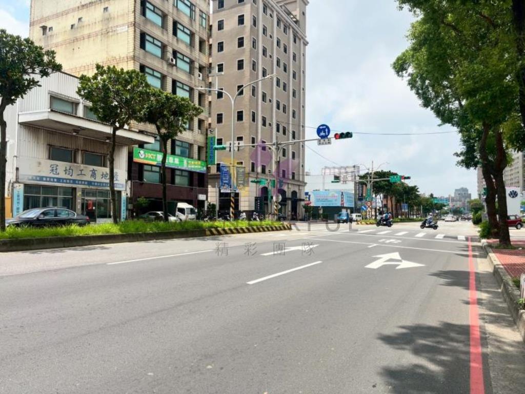 [精彩]中園路大時鐘旁店面廠房