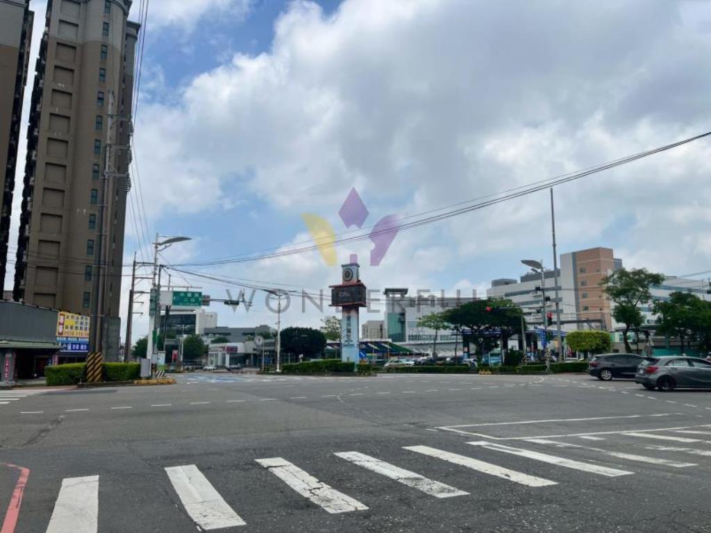 [精彩]中園路大時鐘旁店面廠房