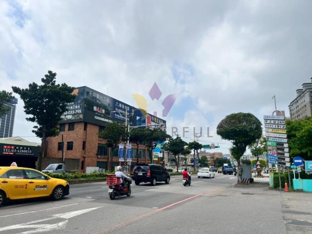 [精彩]中園路大時鐘旁店面廠房