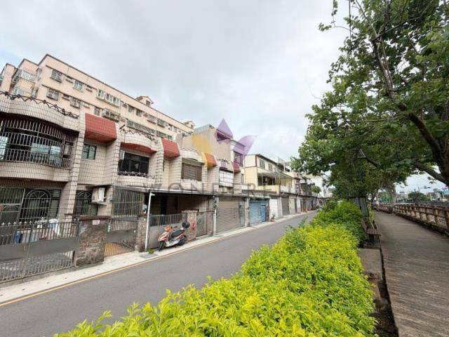 [精彩]林森國小新街溪畔前院透天