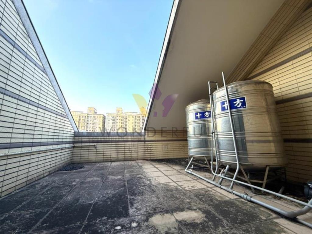 [精彩]體育園區氣派挑高別墅華勛內壢