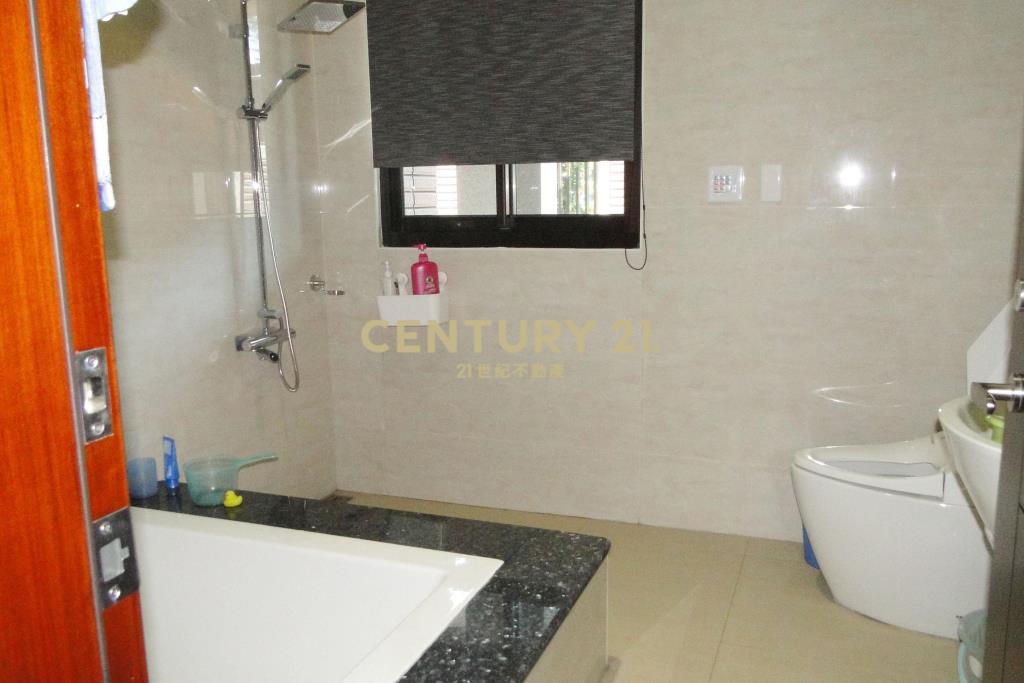 101獨棟景觀電梯別墅