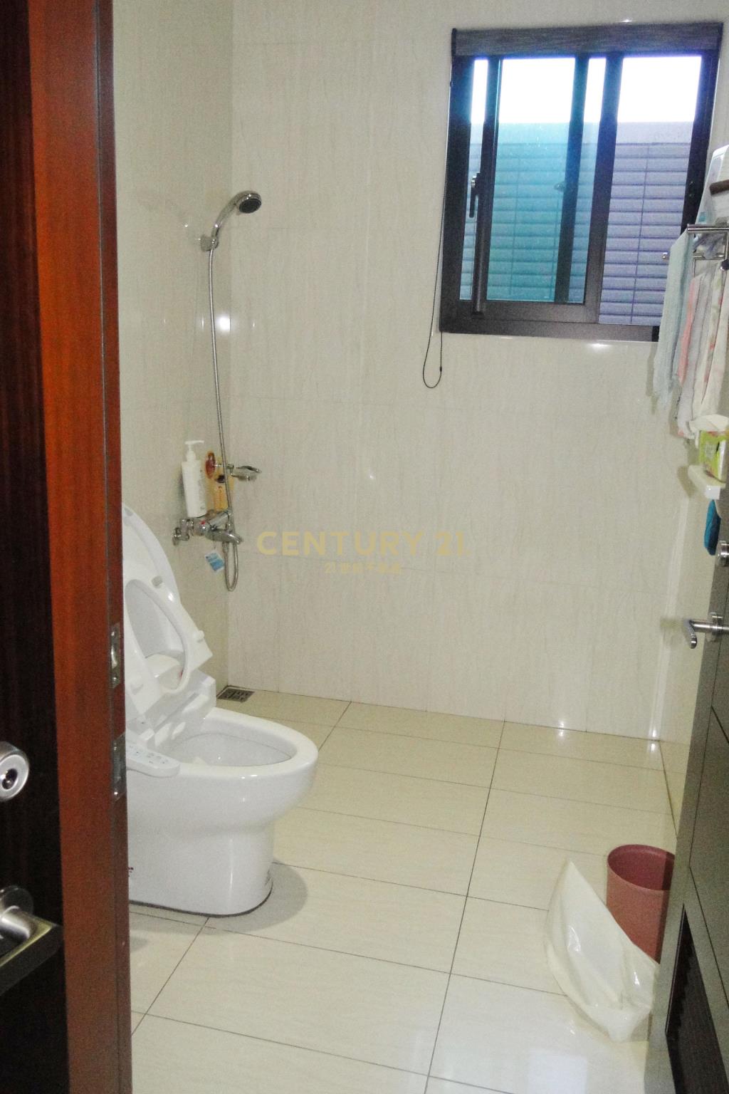 101獨棟景觀電梯別墅