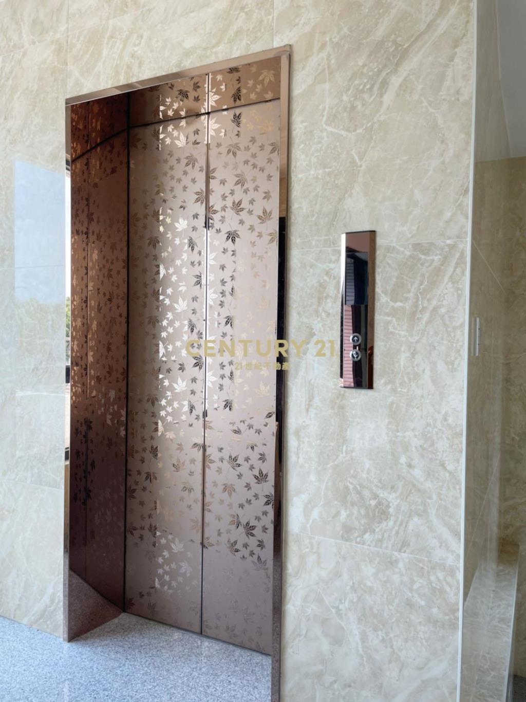 101獨棟景觀電梯別墅