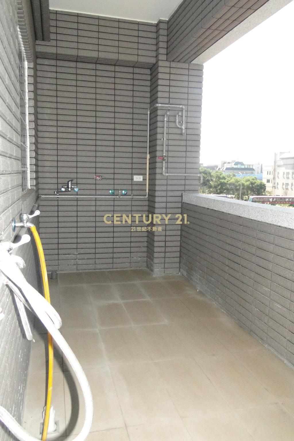 101獨棟景觀電梯別墅