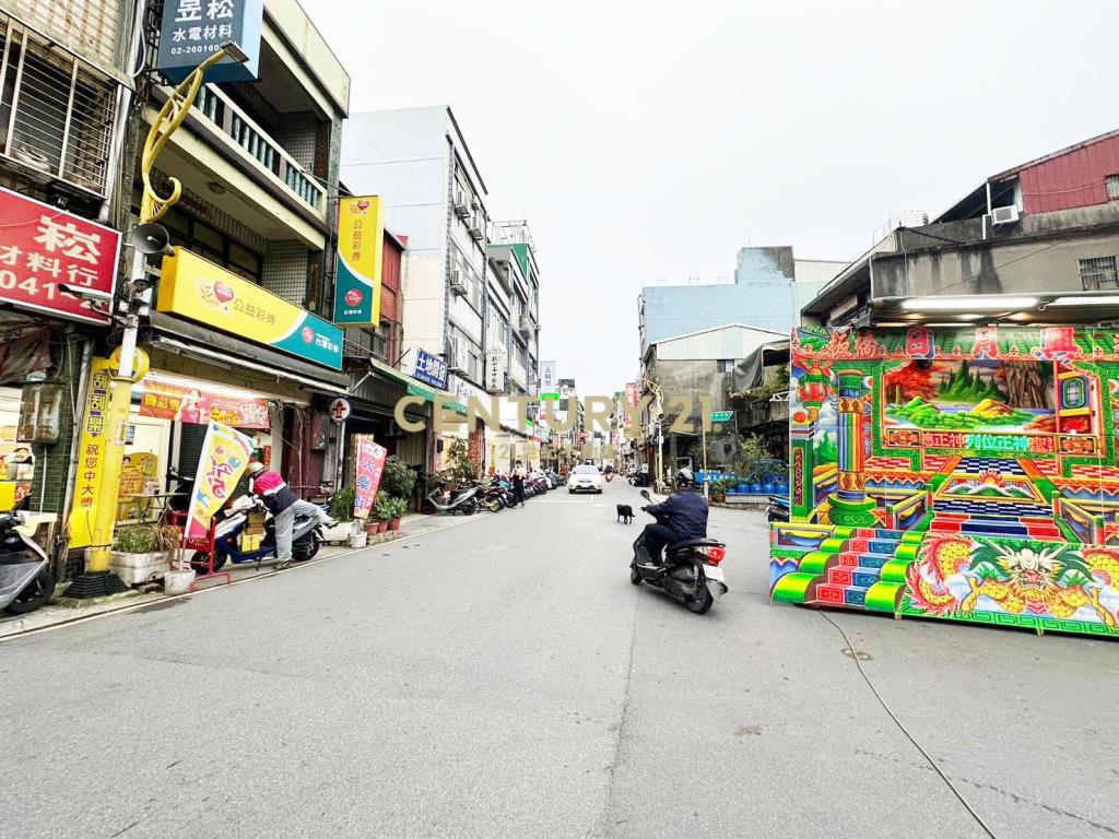 中正路透天公寓