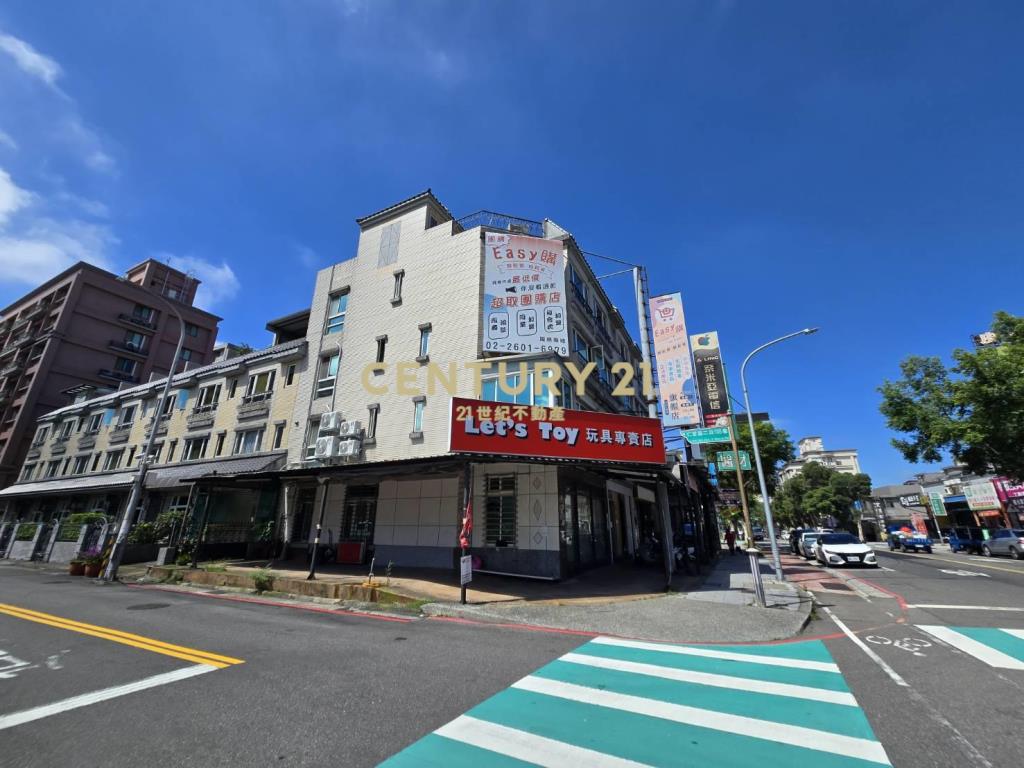 雙橡園三角窗透店