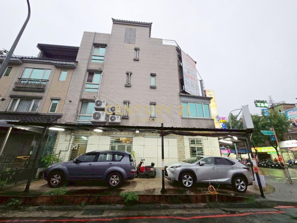 雙橡園三角窗透店