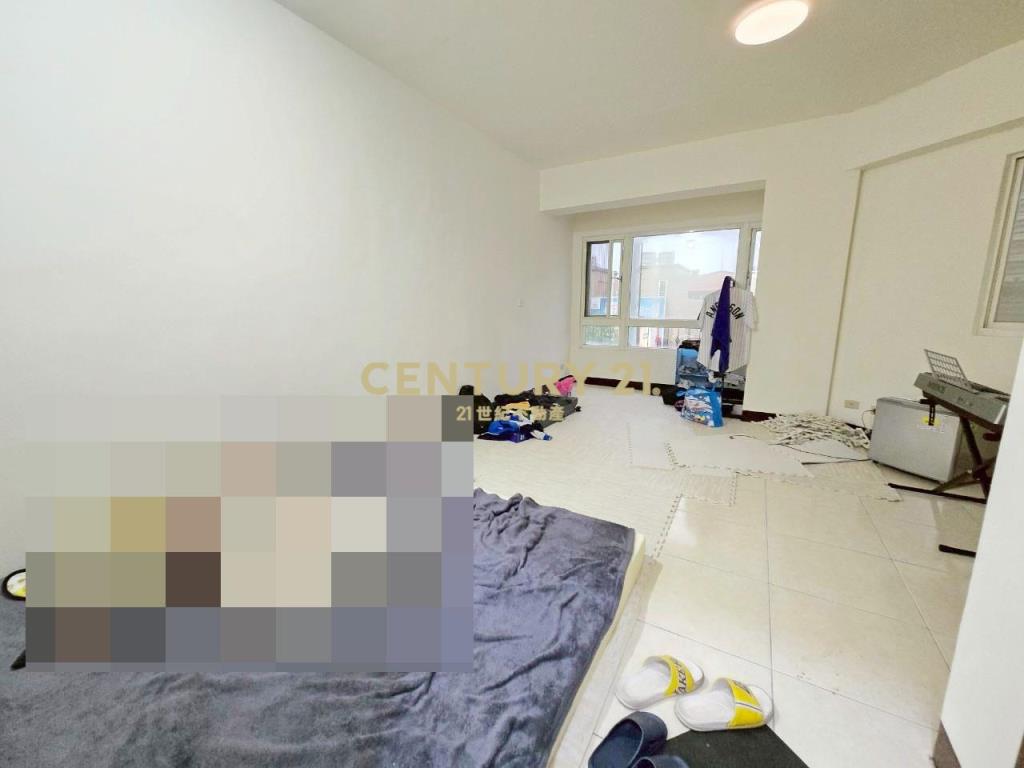 雙橡園三角窗透店