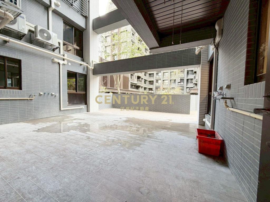 聿盛居逸樓中樓