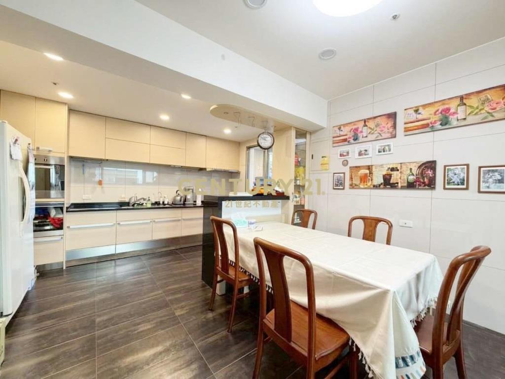 國泰理想家樓中樓