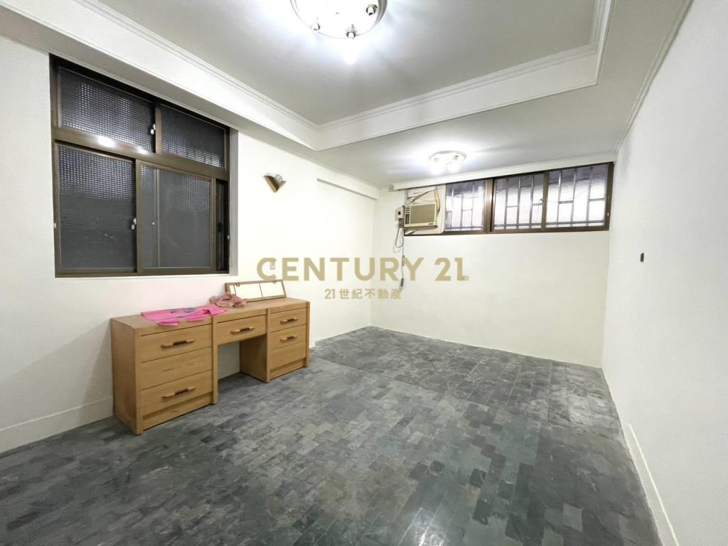 (4041)永安捷運公園店住