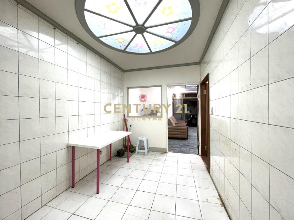 (4041)永安捷運公園店住