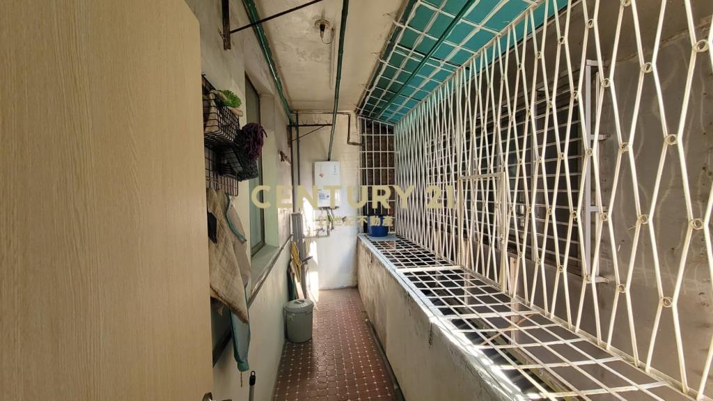 (4209)安邦公園邊間三樓