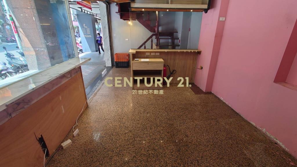 (4355)中正路面寬1+2樓收租金店面