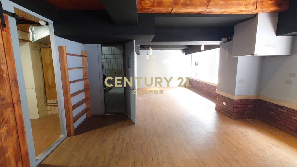 (4355)中正路面寬1+2樓收租金店面