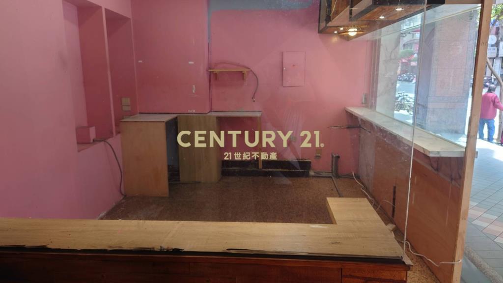 (4355)中正路面寬1+2樓收租金店面