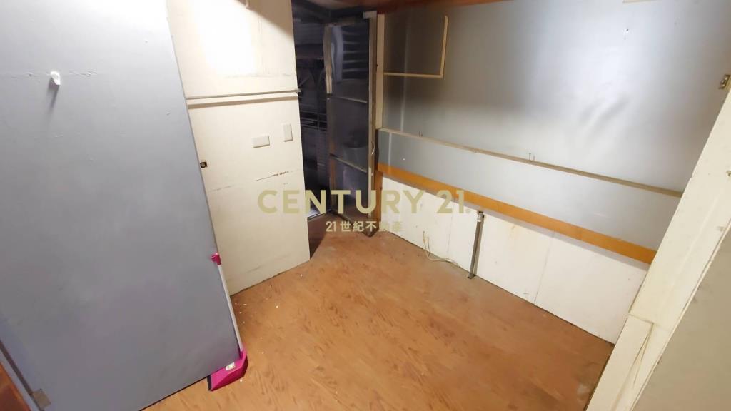 (4355)中正路面寬1+2樓收租金店面