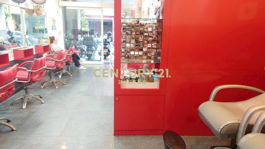 (4428)頂溪大面寬邊間賺錢金店面