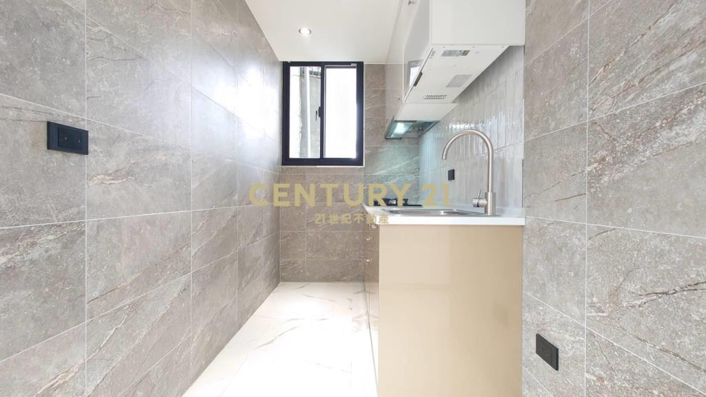 (4479)秀朗民族街全新裝潢三樓