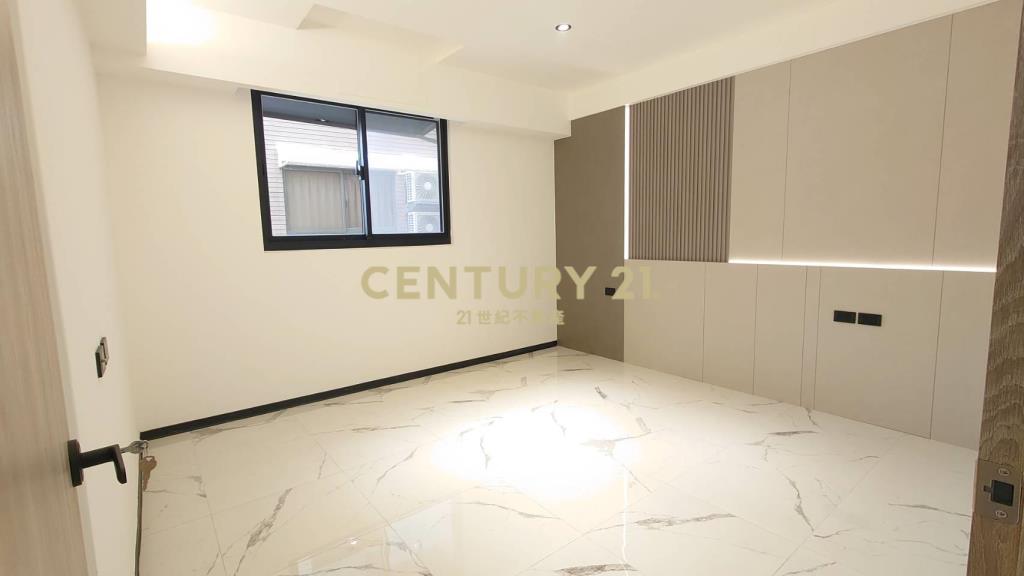 (4479)秀朗民族街全新裝潢三樓