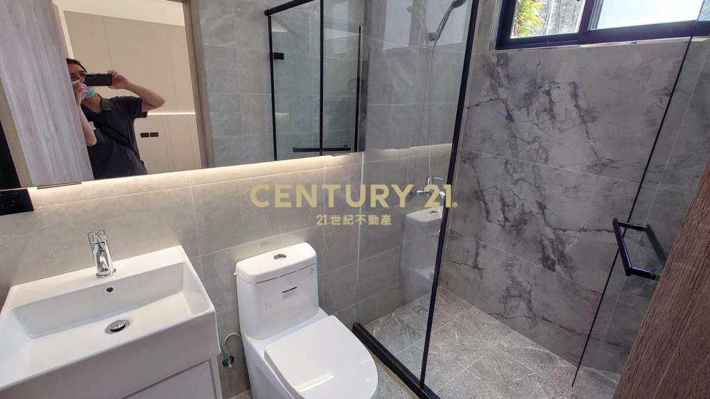 (4479)秀朗民族街全新裝潢三樓