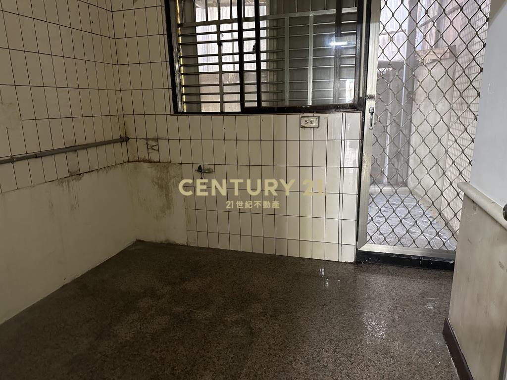 (4499)中和捷運黃金店面