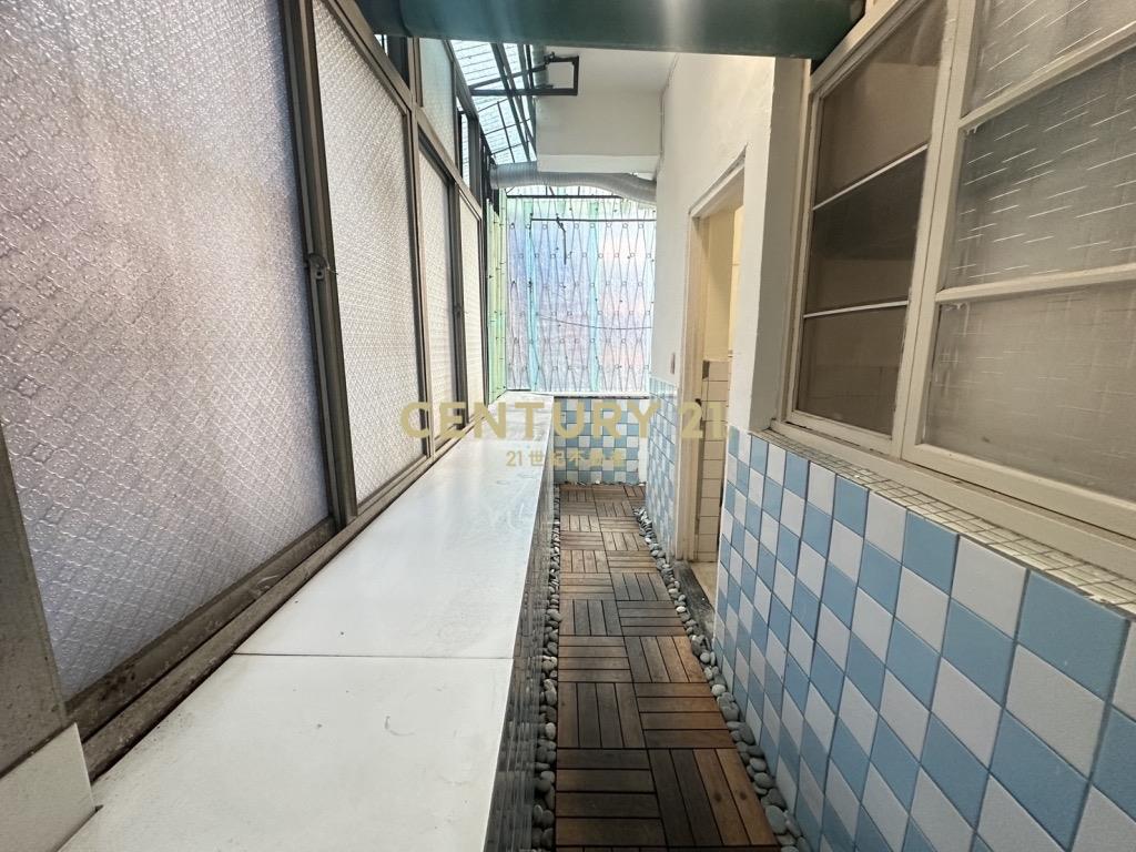 (4520)四號公園美麗3樓