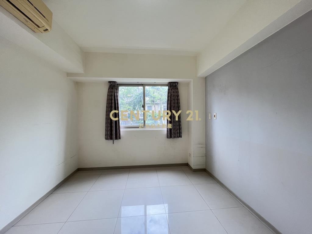 (4521)潤泰曉山青~鳥語花香美三房